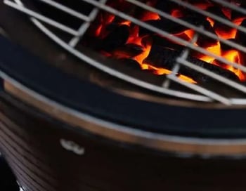 Kamado B10 aus Ton - maet black – Erlebnis